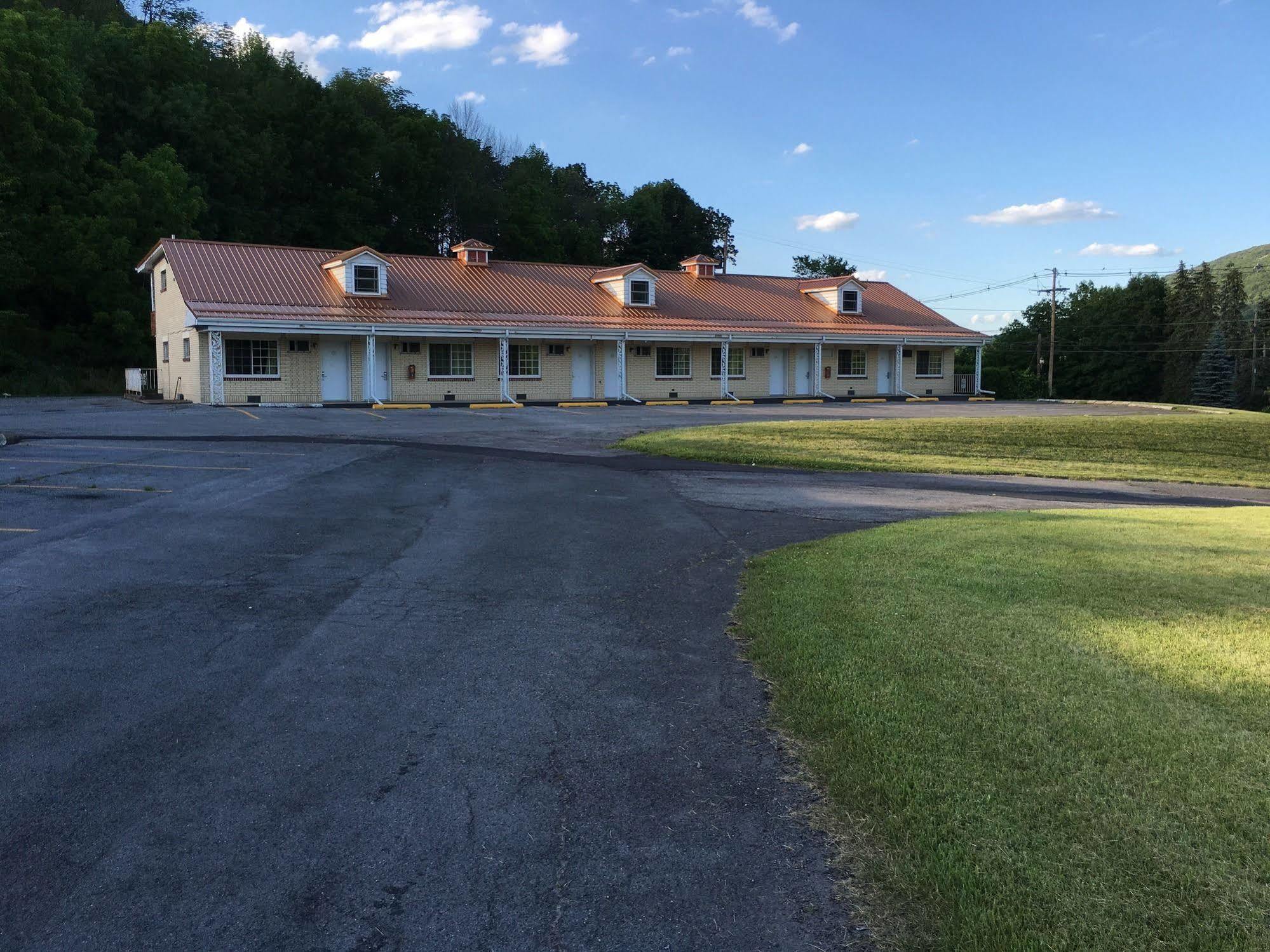 Relax Inn Алтуна Экстерьер фото